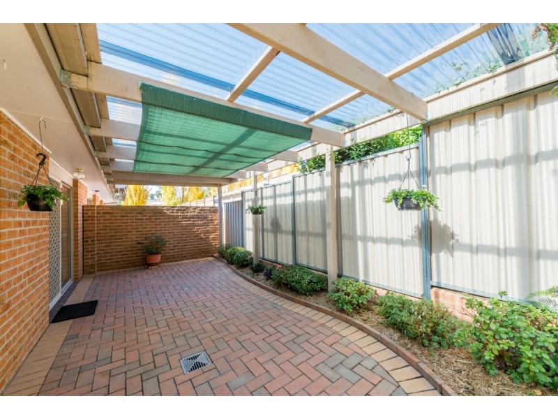 11/11 Barracks Flat Drive, Queanbeyan NSW 2620