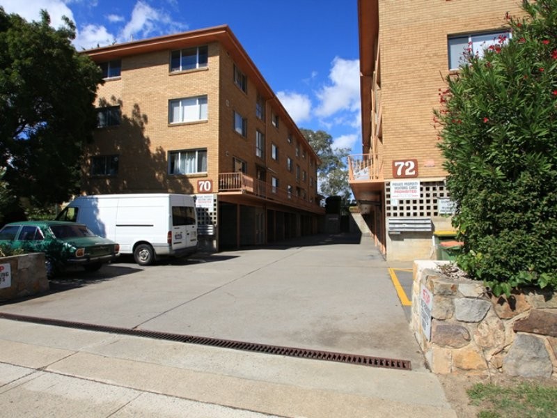 11/70 Uriarra Road, Queanbeyan NSW 2620