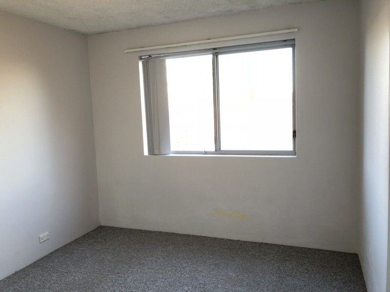 11/70 Uriarra Road, Queanbeyan NSW 2620