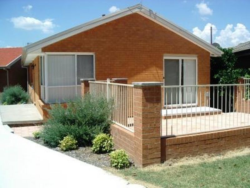 1/5 Vane Place, Queanbeyan NSW 2620