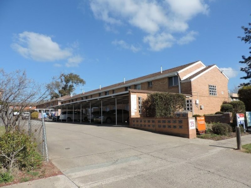 23/25 Macquoid Street, Queanbeyan NSW 2620