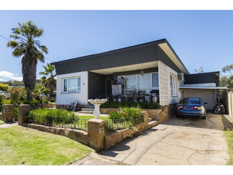 32 Mulloon Street, Queanbeyan NSW 2620