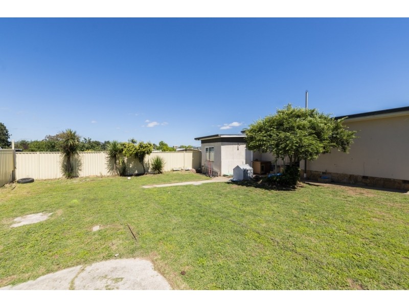 32 Mulloon Street, Queanbeyan NSW 2620