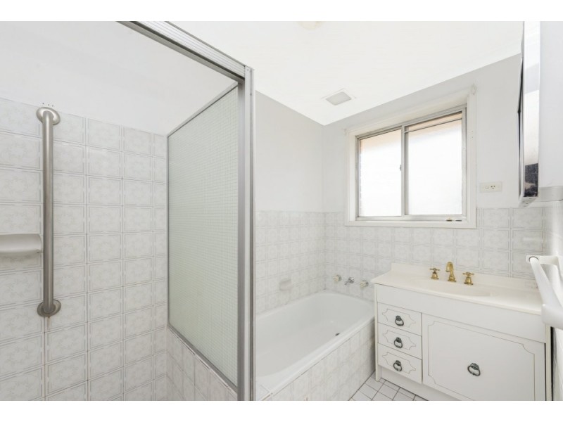 107 Munro Road, Queanbeyan NSW 2620