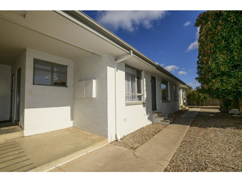 4/59 Donald Road, Queanbeyan NSW 2620