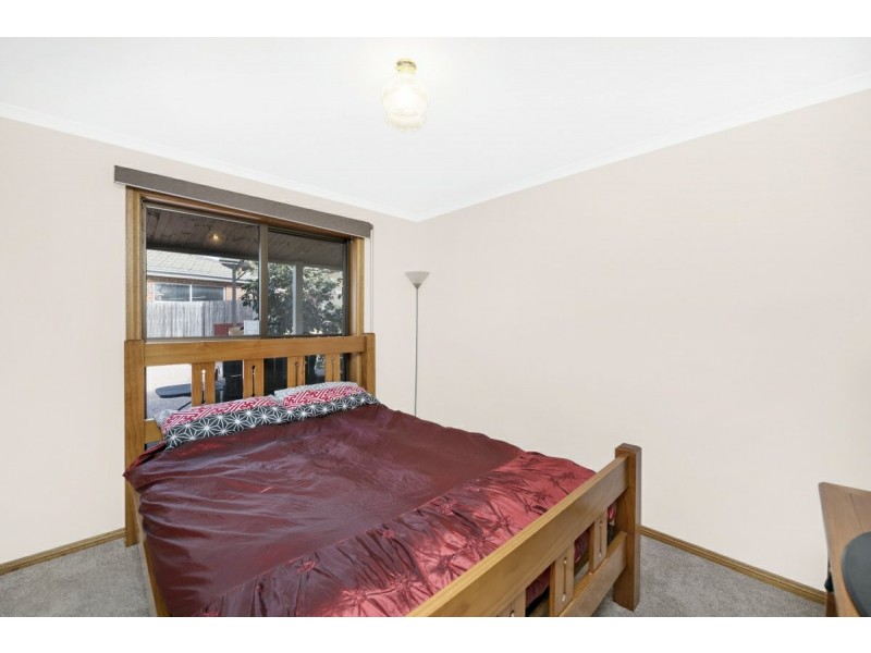 5 McInnes Place, Queanbeyan NSW 2620