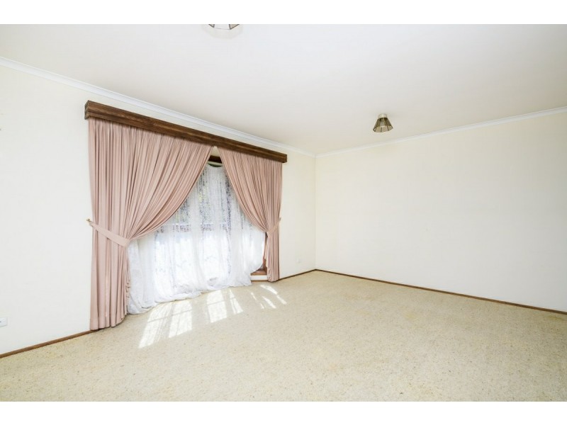 18 Graham Place, Queanbeyan NSW 2620