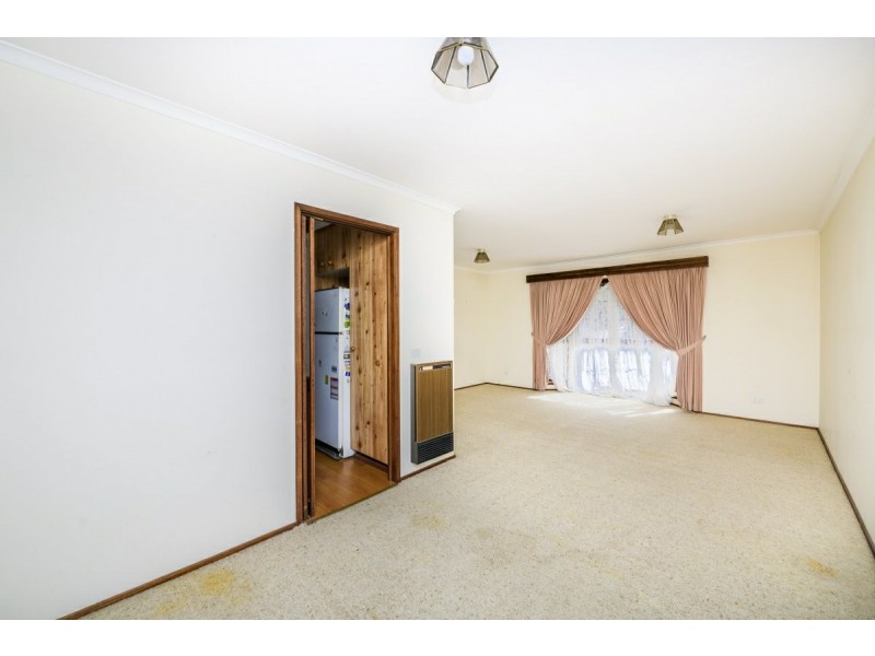 18 Graham Place, Queanbeyan NSW 2620