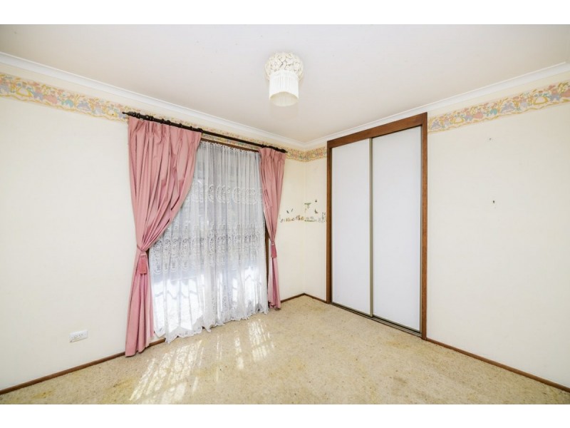 18 Graham Place, Queanbeyan NSW 2620