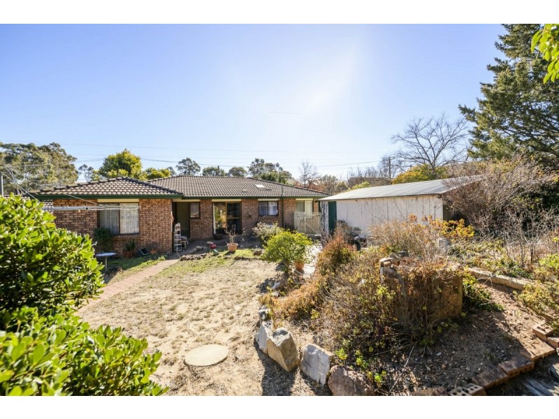 18 Graham Place, Queanbeyan NSW 2620