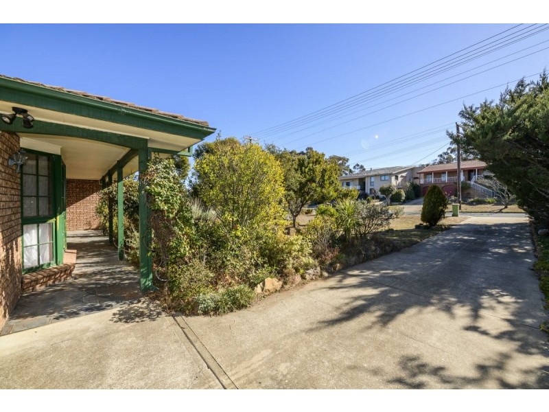 18 Graham Place, Queanbeyan NSW 2620