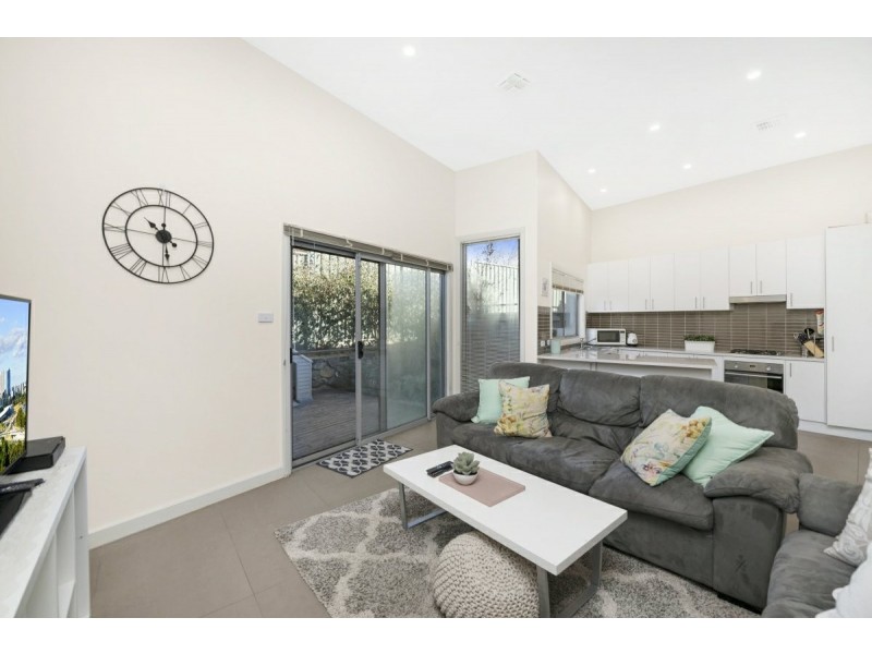 9/2-4 Cassidy Street, Queanbeyan NSW 2620