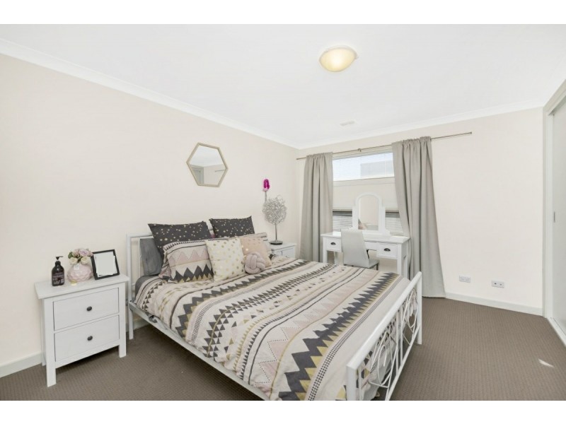 9/2-4 Cassidy Street, Queanbeyan NSW 2620