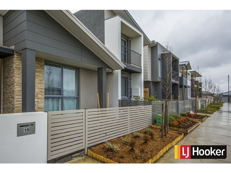 15 Lovegrove Walk, Googong NSW 2620