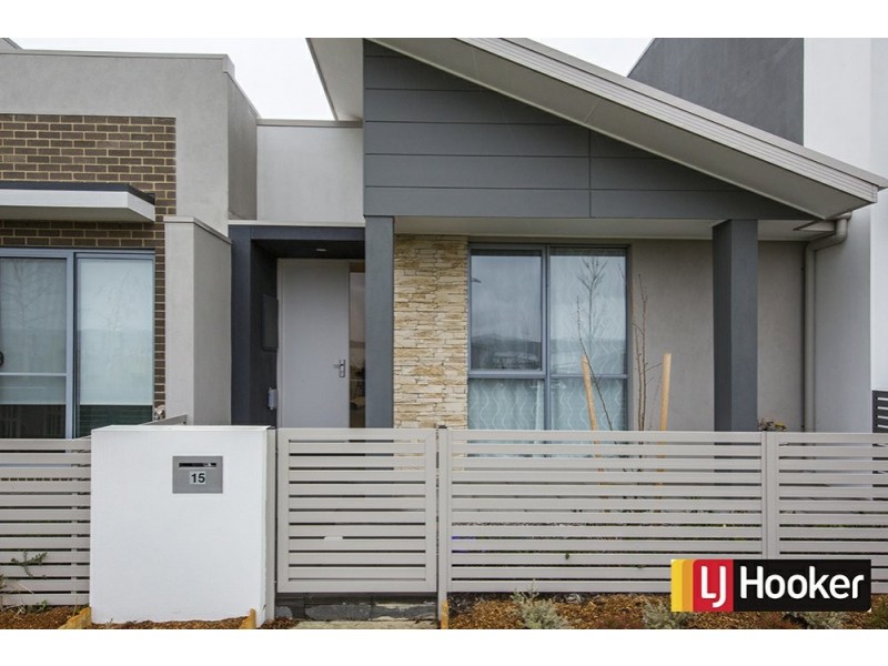 15 Lovegrove Walk, Googong NSW 2620