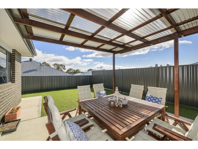 38 Daisy Loop, Googong NSW 2620