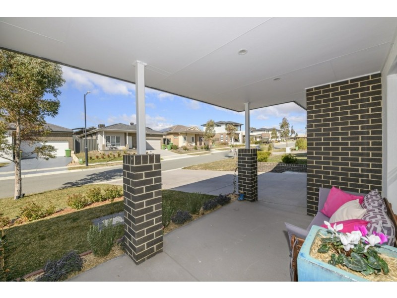 38 Daisy Loop, Googong NSW 2620