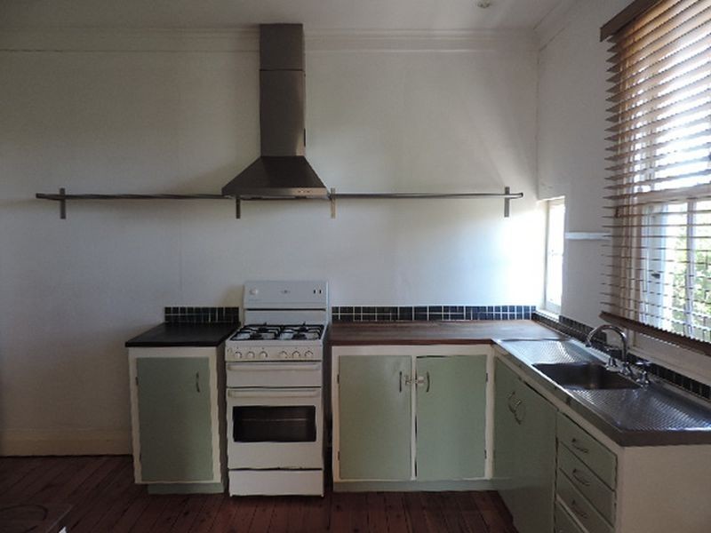 132 Ross Road, Queanbeyan NSW 2620