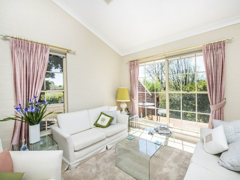1/43 Isabella Street, Queanbeyan NSW 2620