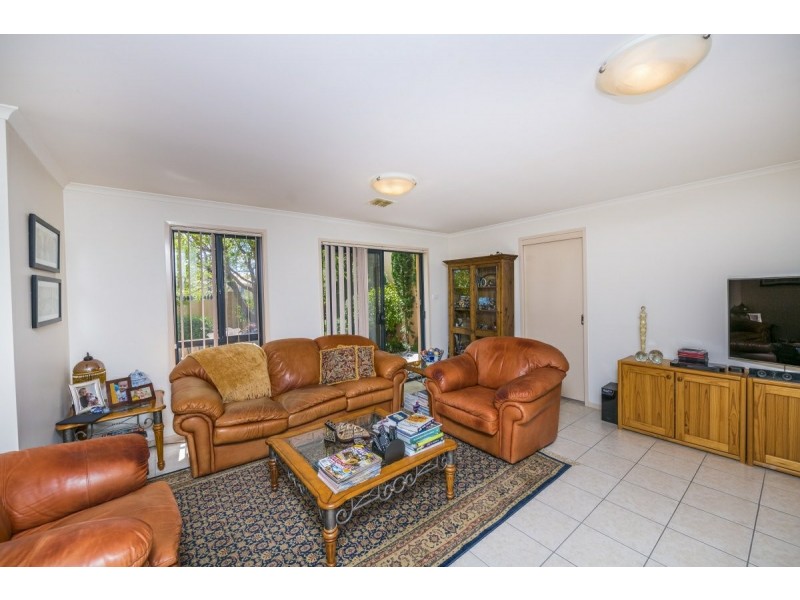 3/56 Tharwa Road, Queanbeyan NSW 2620