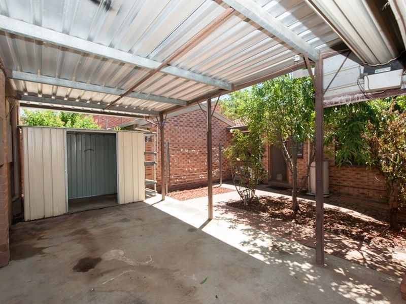 2/116 Henderson Road, Queanbeyan NSW 2620