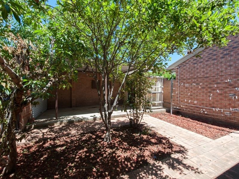 2/116 Henderson Road, Queanbeyan NSW 2620