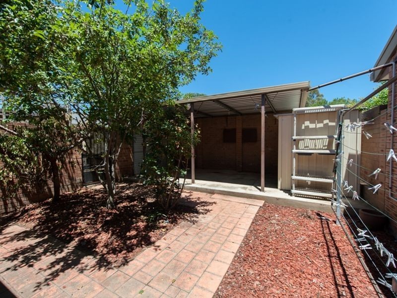 2/116 Henderson Road, Queanbeyan NSW 2620