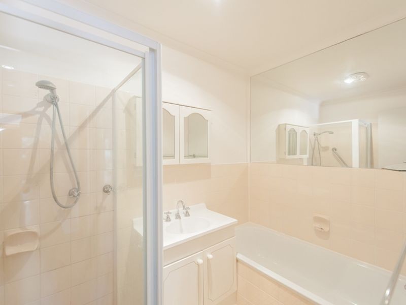 2/116 Henderson Road, Queanbeyan NSW 2620