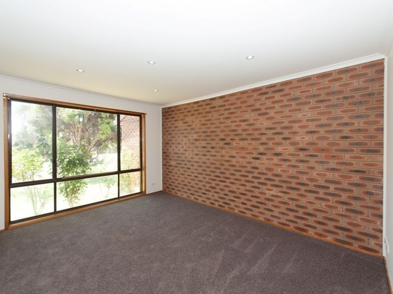 2/116 Henderson Road, Queanbeyan NSW 2620