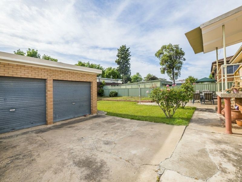 37 Christopher Crescent, Queanbeyan NSW 2620