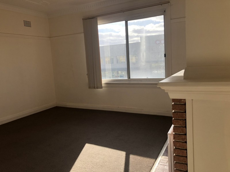 2/154 Monaro Street, Queanbeyan NSW 2620