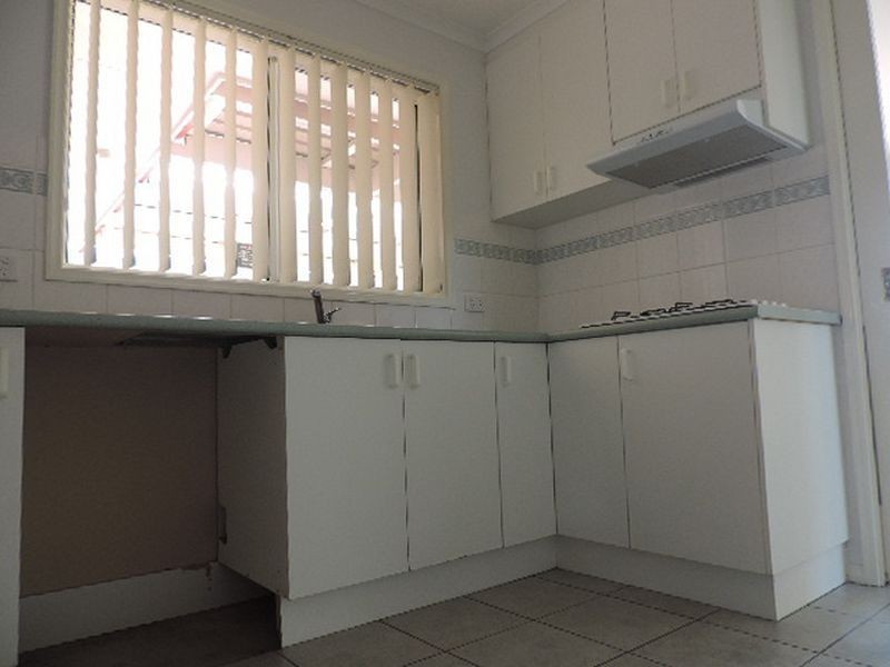 6 Wyena Court, Jerrabomberra NSW 2619