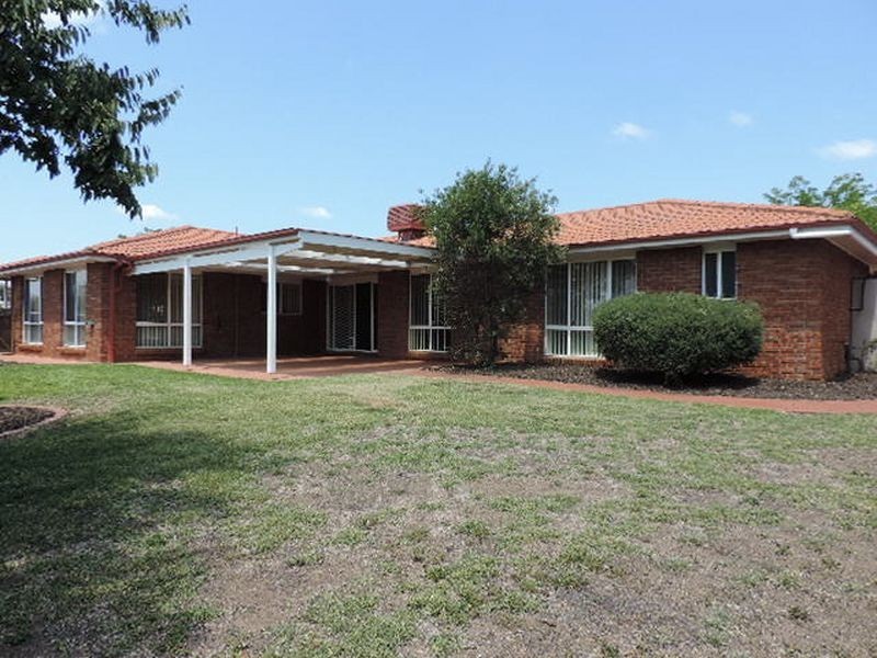 6 Wyena Court, Jerrabomberra NSW 2619
