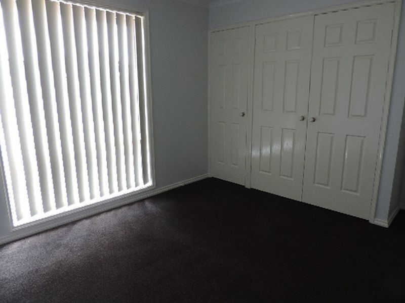 6 Wyena Court, Jerrabomberra NSW 2619