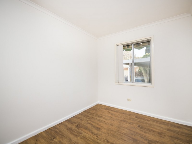 2/30 Booth Street, Queanbeyan NSW 2620