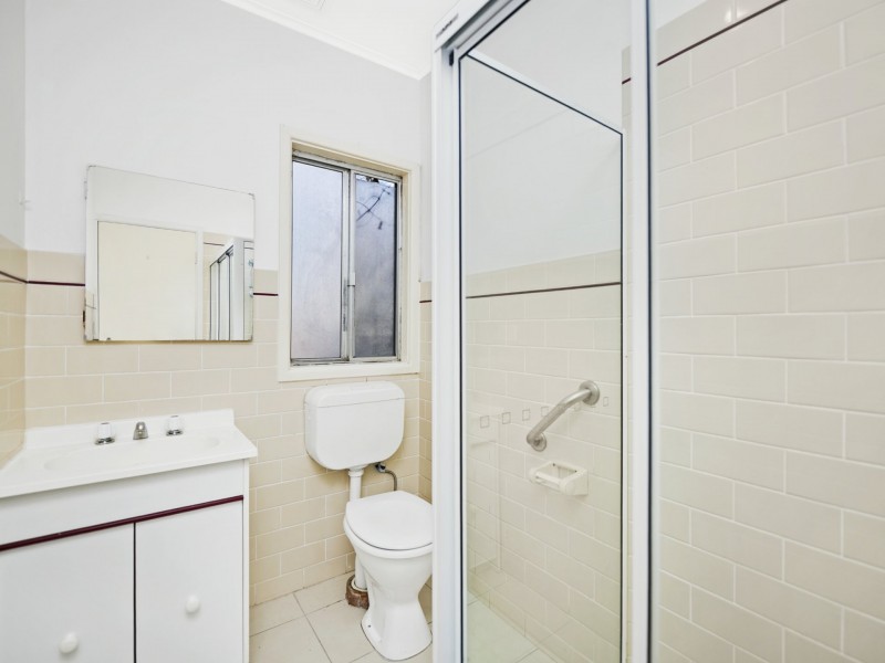 2/30 Booth Street, Queanbeyan NSW 2620