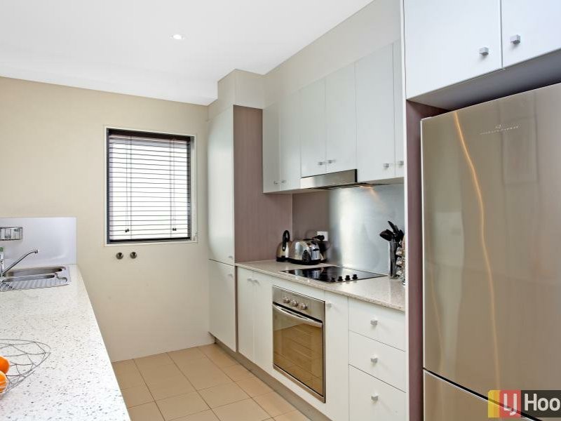 17B/17 Uriarra Road, Queanbeyan NSW 2620