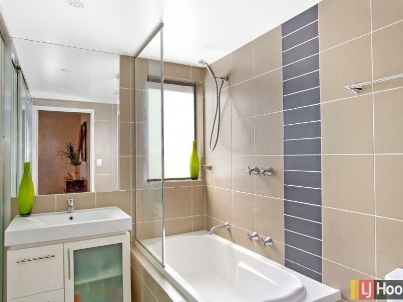 17B/17 Uriarra Road, Queanbeyan NSW 2620
