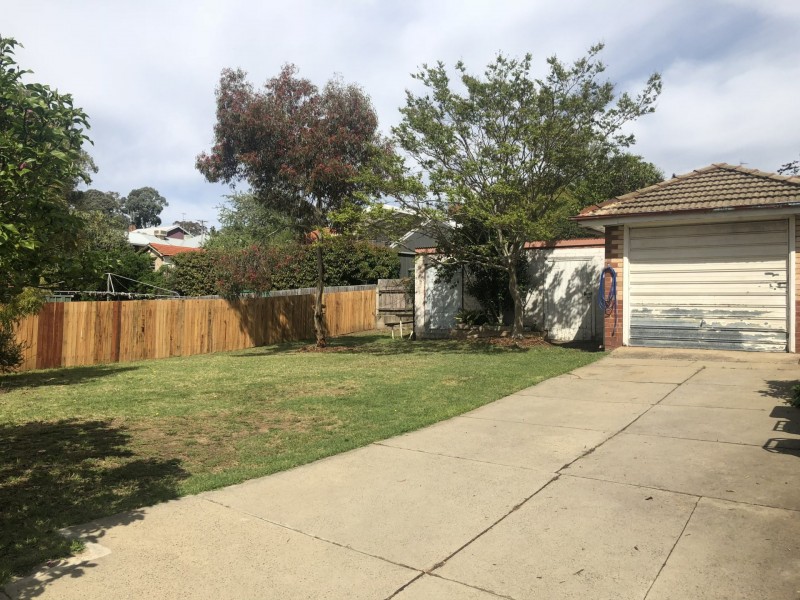 39 The Crescent, Queanbeyan NSW 2620