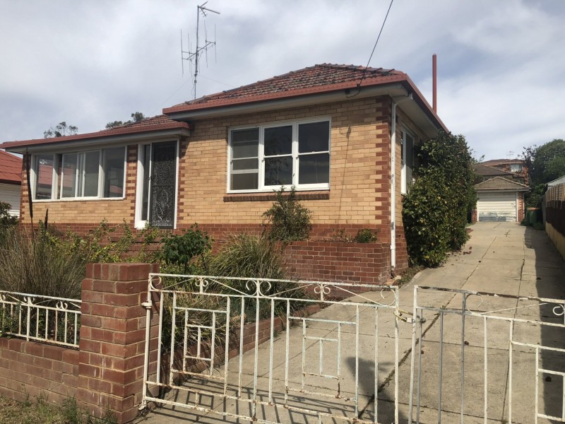 39 The Crescent, Queanbeyan NSW 2620