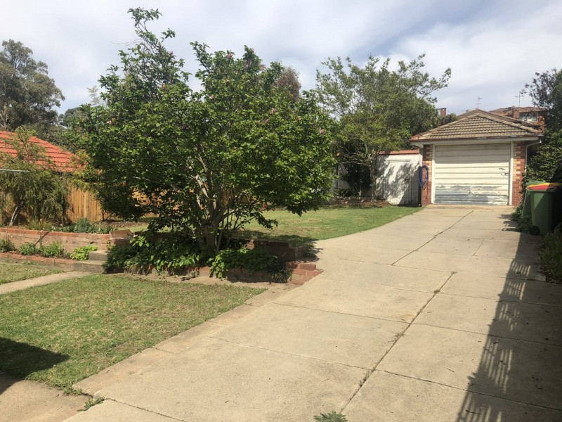 39 The Crescent, Queanbeyan NSW 2620