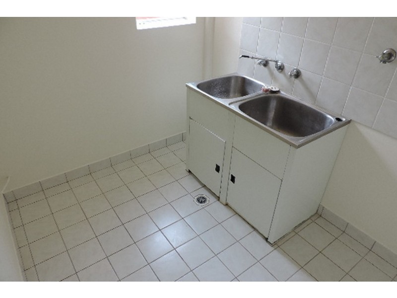 52A Crest Road, Queanbeyan NSW 2620