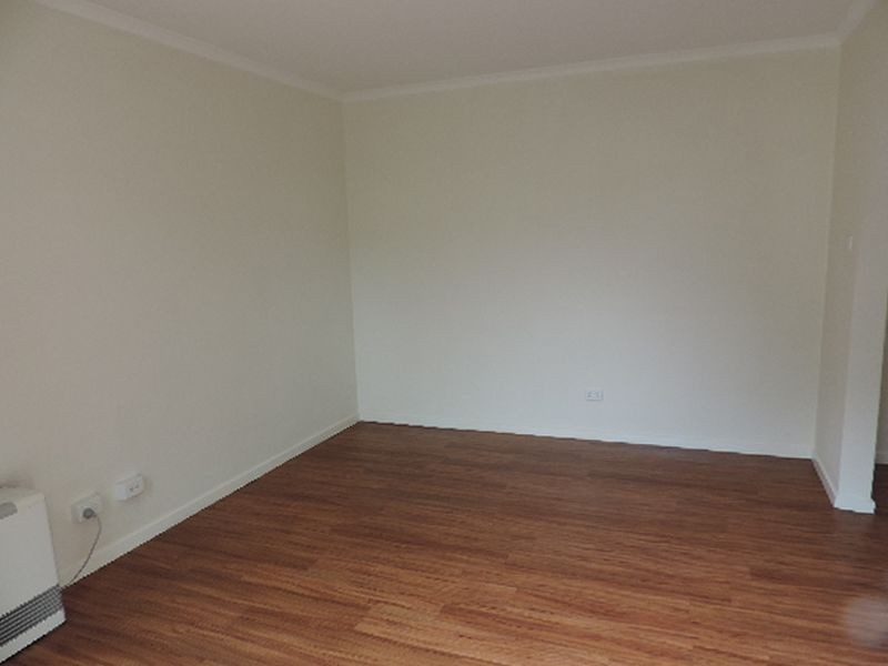 52A Crest Road, Queanbeyan NSW 2620