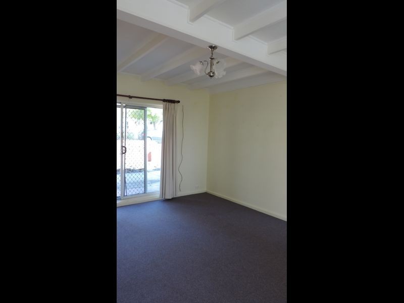 2/21 Fredrick Street, Queanbeyan NSW 2620