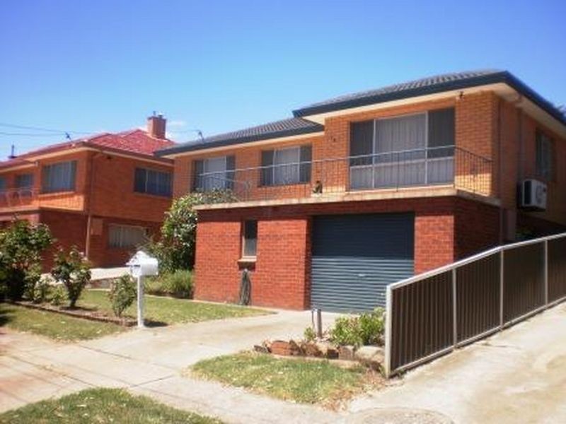 56 Richard Avenue, Queanbeyan NSW 2620