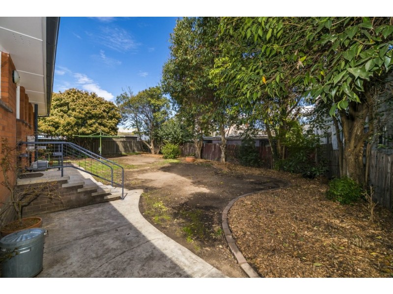 6 Davison Street, Queanbeyan NSW 2620