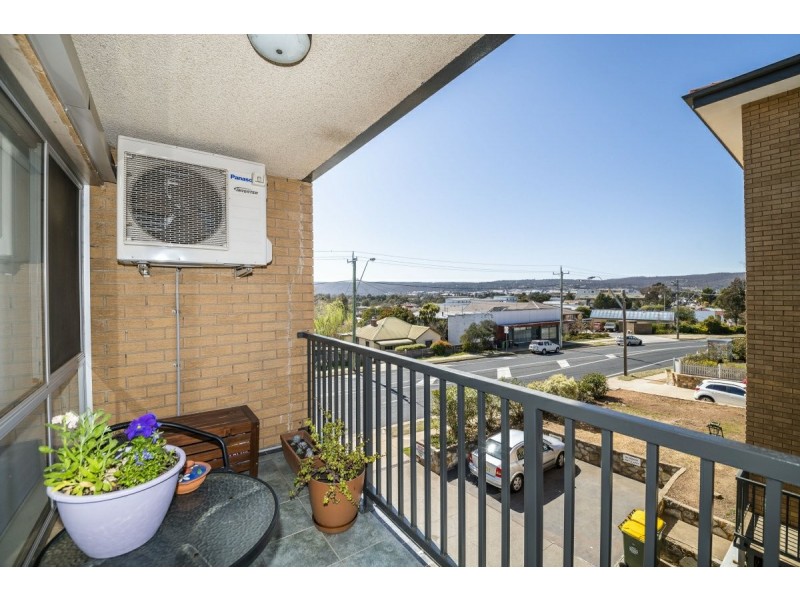 17/70 Uriarra Road, Queanbeyan NSW 2620