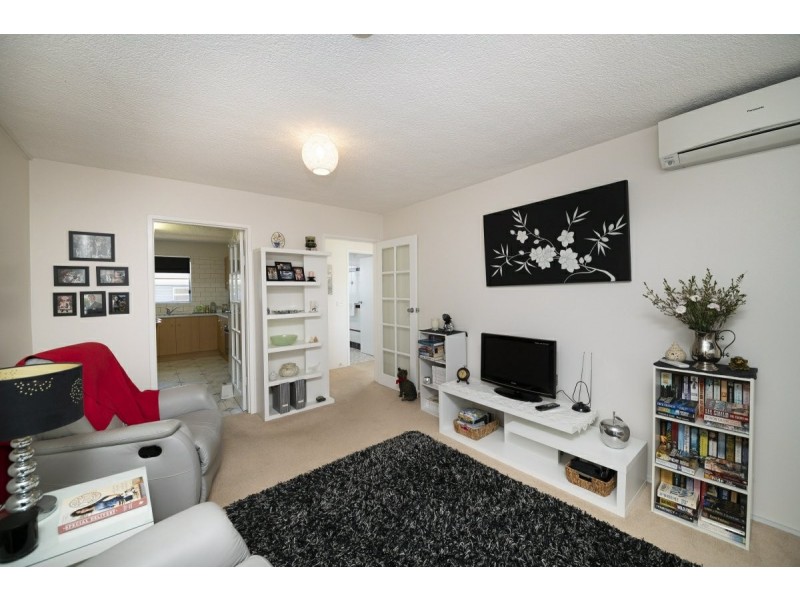 17/70 Uriarra Road, Queanbeyan NSW 2620