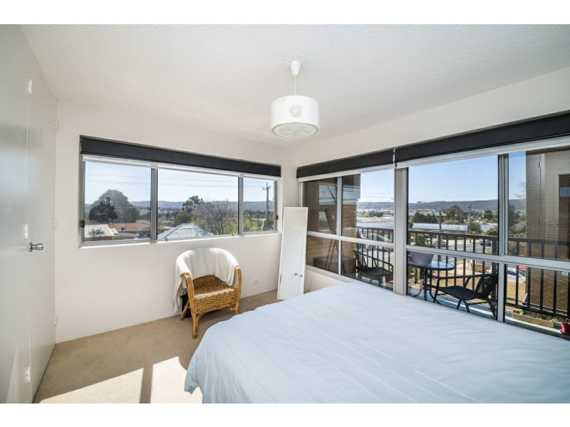 17/70 Uriarra Road, Queanbeyan NSW 2620