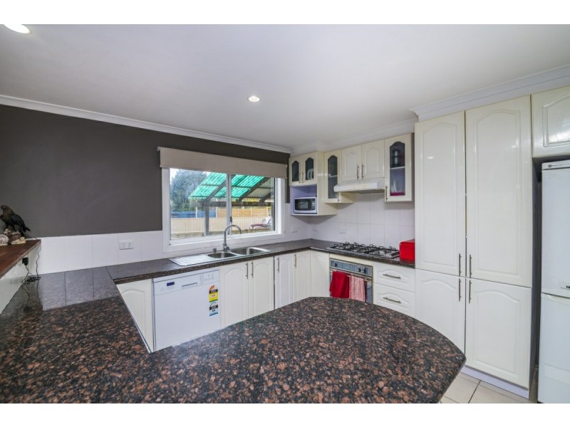 7 Kurrajong Street, Captains Flat NSW 2623